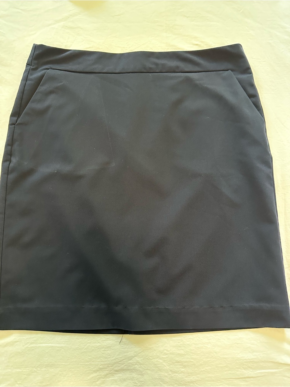 Liz Claiborne Navy Pencil Skirt - Sleek Workwear
